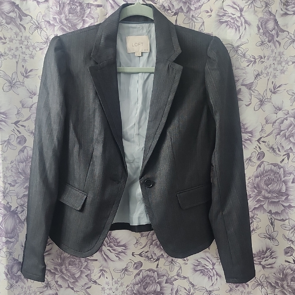 LOFT Black Blazer‎